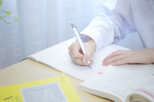 【最新】ホワイトデー2018のお返し!中学生の彼女が喜ぶ人気ランキング5選!